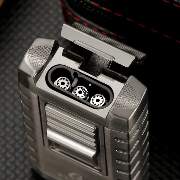 Briquet Chalumeau 3 Torches - Héritage Edition - - briquet - Cadeau, Noël, Anniversaire, Original, Fête des pères, fête des mères - Atelier Atypique