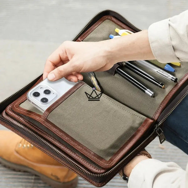 Organiseur de luxe en cuir - Voyageur Clutch (personnalisable) - - porte-carte personnalisable - Cadeau, Noël, Anniversaire, Original, Fête des pères, fête des mères - Atelier Atypique