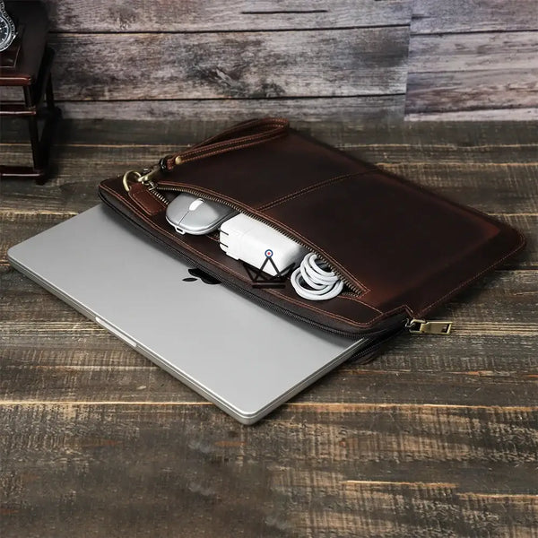 Customizable leather sleeve for MacBook AIR & PRO - Voyageur Centurion