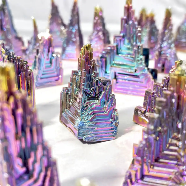 Iridescent bismuth crystal hopper crystal, unique piece - BISMA