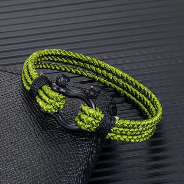 Bracelet cordage tressé à manille marine en acier noir — BOSCO, Vert olive / S