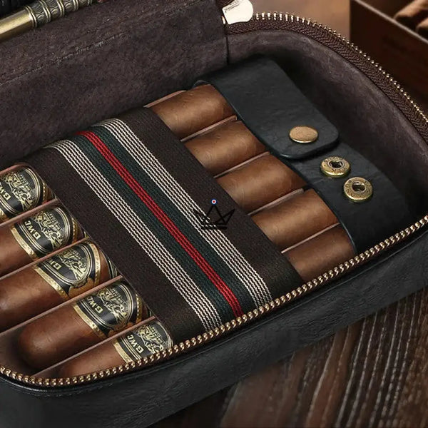 Étui à cigares Magyars Wood — plateau cèdre 5 cigares, coupe-cigare double lame, aiguille tête de dragon & kit Boveda 72 % – 8/12
