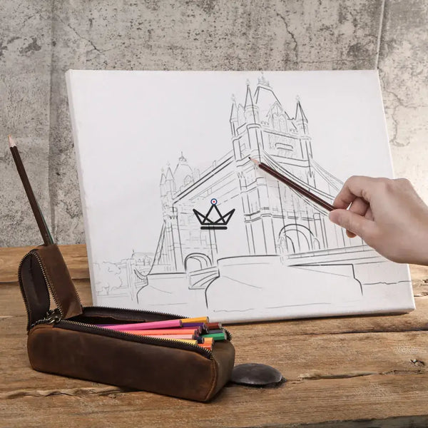 Trousse à crayons et stylos en cuir personnalisable — Voyageur SKETCH – 2/8
