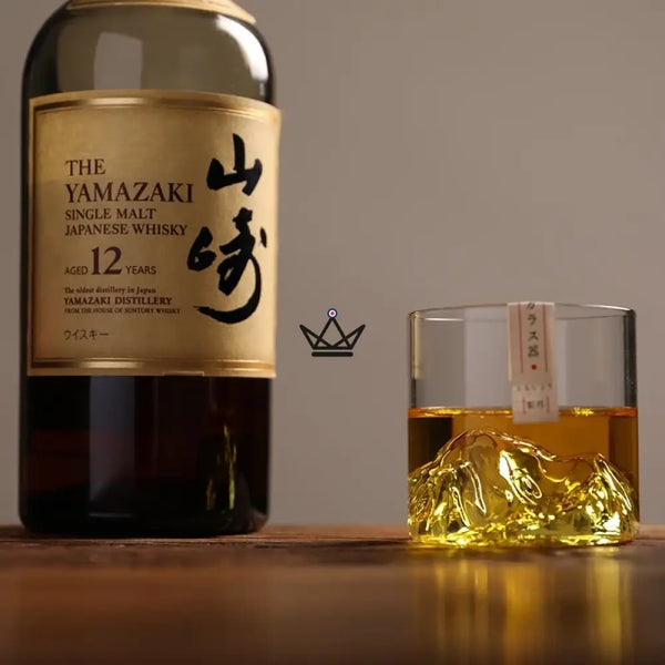 Verre à whisky montagne 3D en coffret bois - SOMMET - ["maj-desc","maj-filtre"] - verre whisky - Cadeau, Noël, Anniversaire, Original, Fête des pères, fête des mères - Atelier Atypique