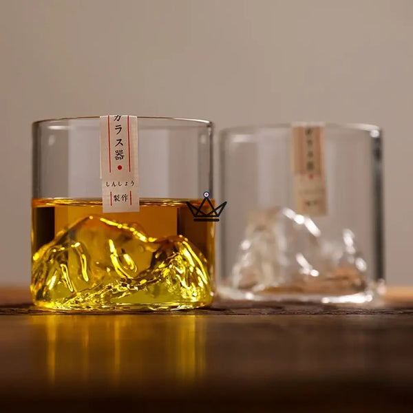 Verre à whisky montagne 3D en coffret bois - SOMMET - ["maj-desc","maj-filtre"] - verre whisky - Cadeau, Noël, Anniversaire, Original, Fête des pères, fête des mères - Atelier Atypique
