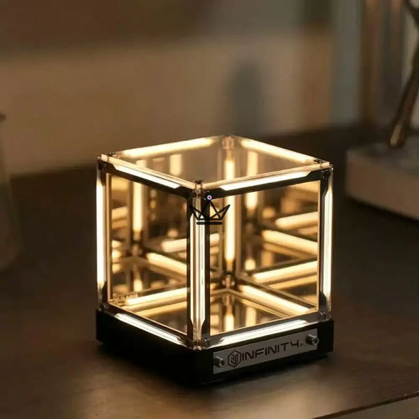 Wiederaufladbare LED-Hypercube-Lampe mit Unendlichkeitseffekt - QUANTA