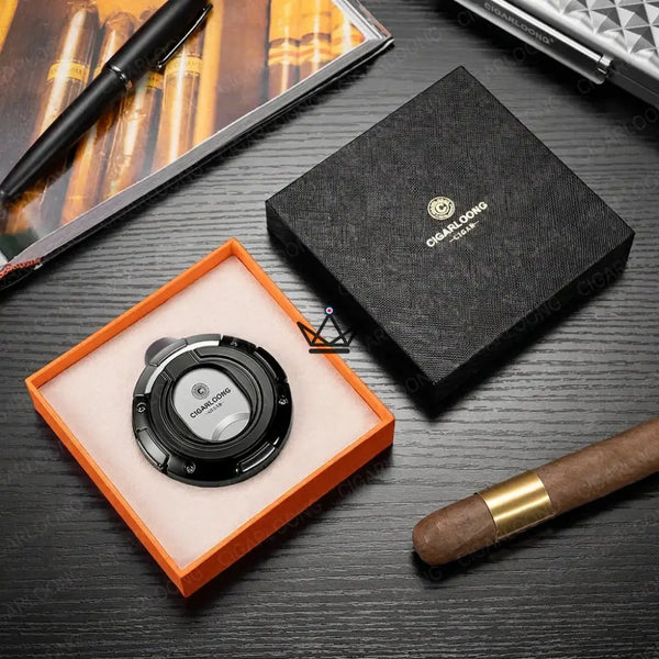 Runder 2-in-1-Zigarrenscherer mit geradem und V-förmigem Schnitt, Geschenkset — KUKLOS ORIGINAL, Schwarz